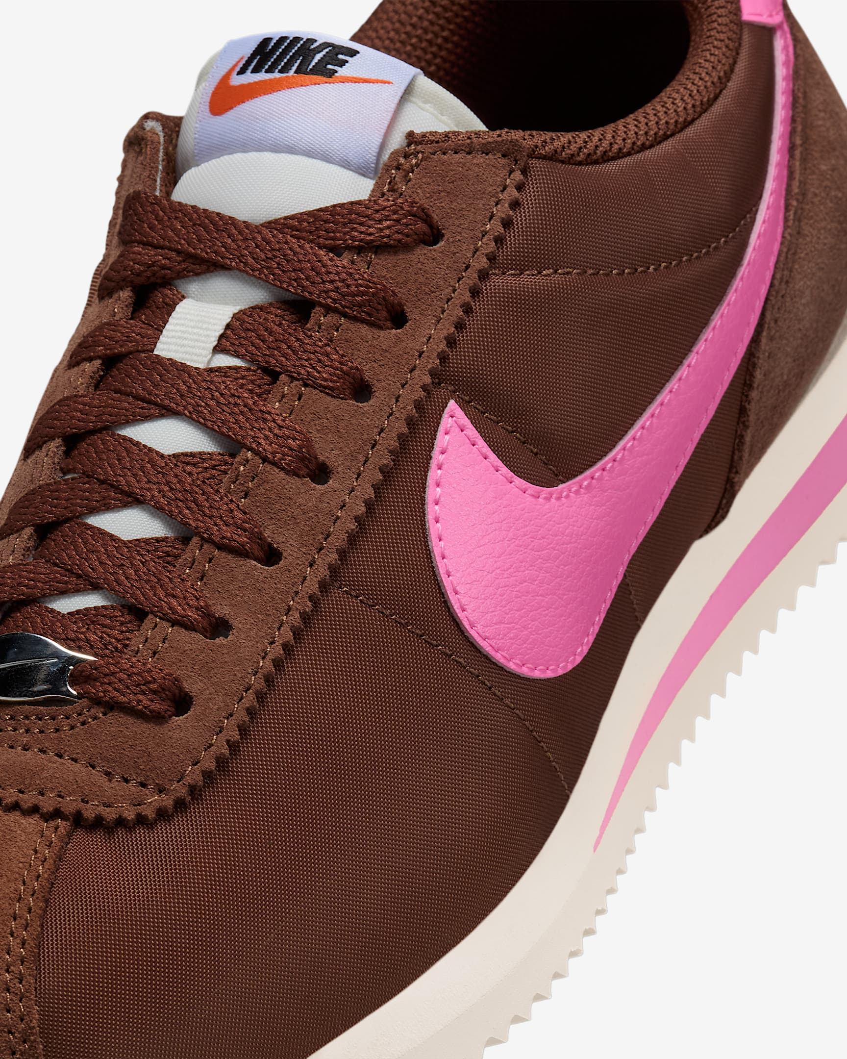 قهوه‌ای جنگلی