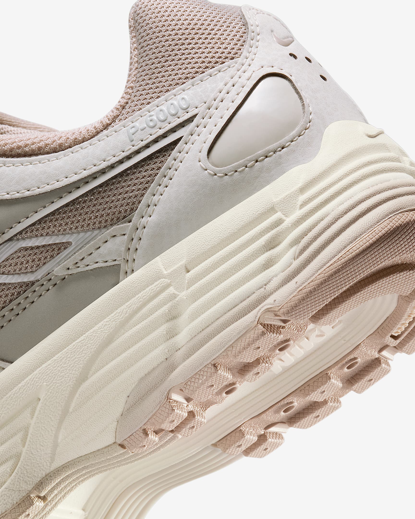 کتونی روزمره زنانه Nike P-6000 برند Nike (نایک)