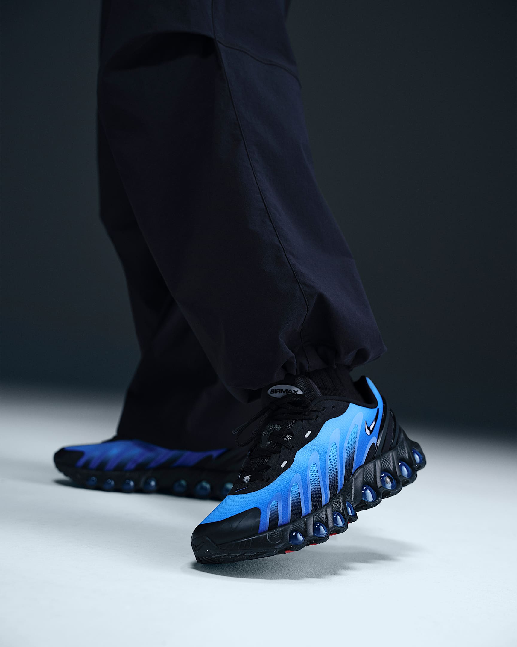 کتونی روزمره زنانه Nike Air Max Dn8 برند Nike (نایک)