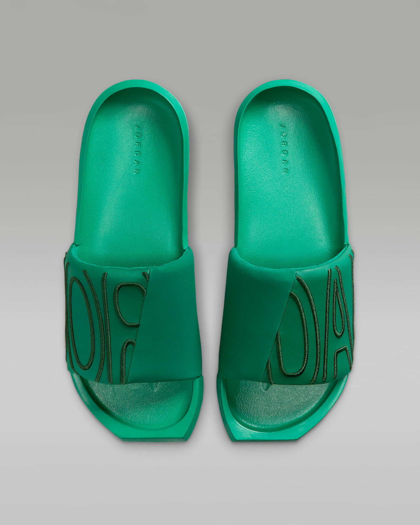 کتونی روزمره زنانه Jordan NOLA برند Nike (نایک)