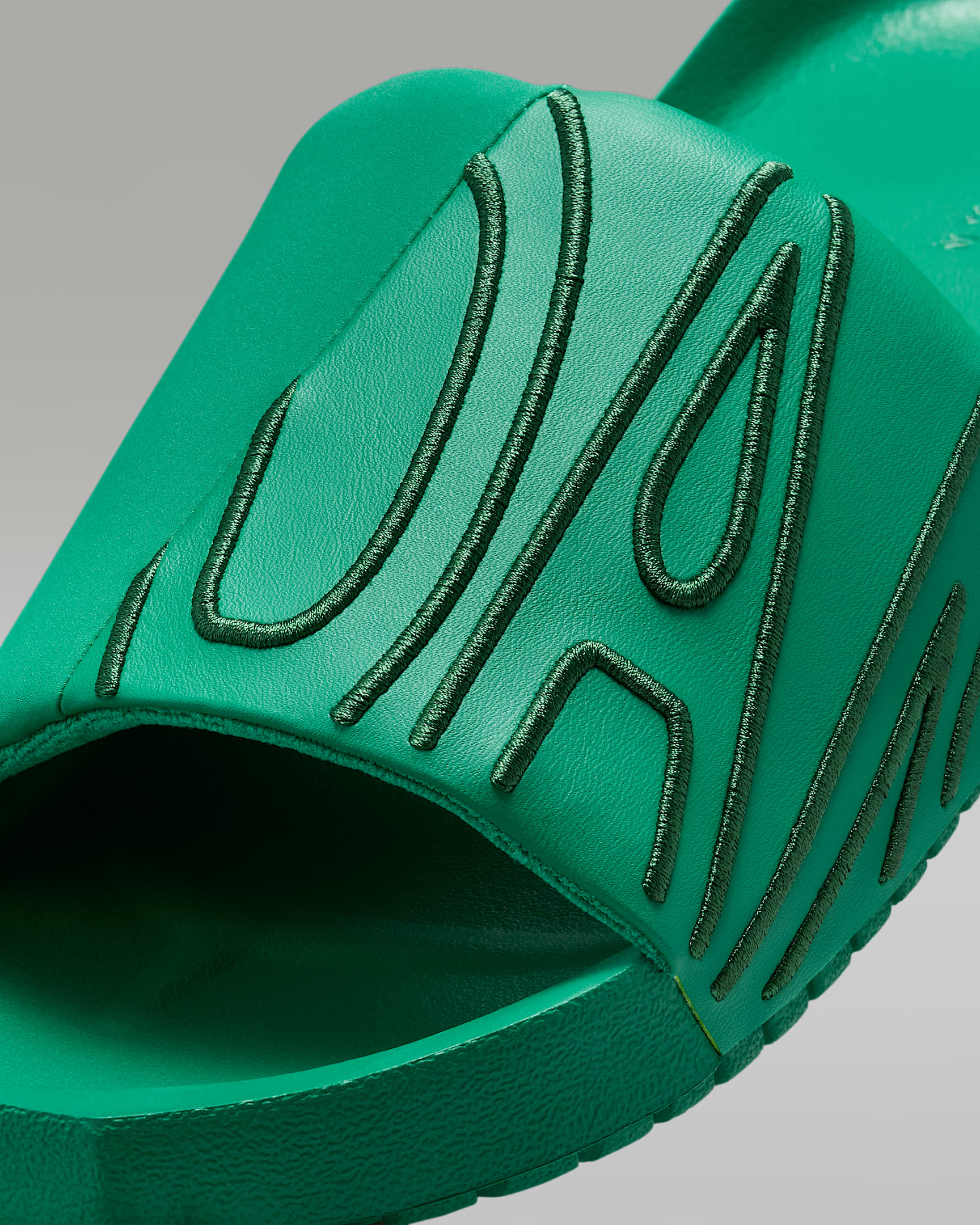 کتونی روزمره زنانه Jordan NOLA برند Nike (نایک)