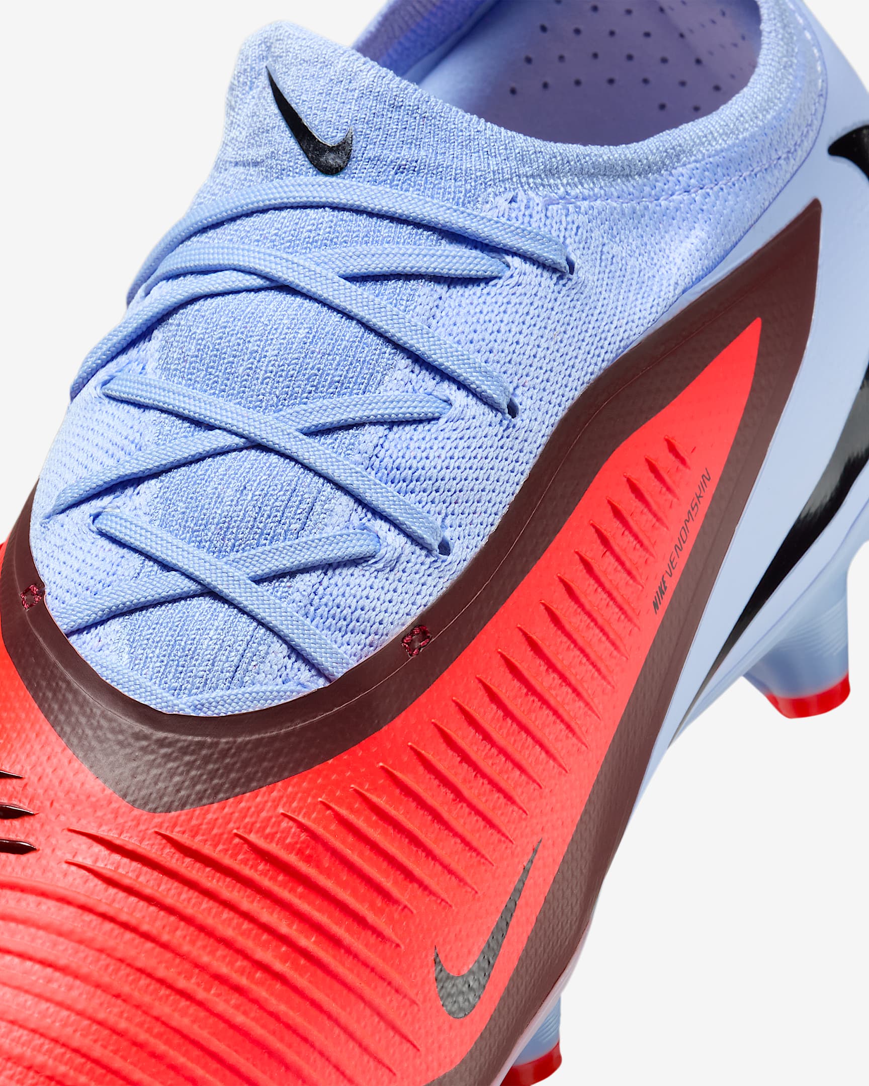 کفش ورزشی زنانه Nike Phantom 6 Low Pro برند Nike (نایک)