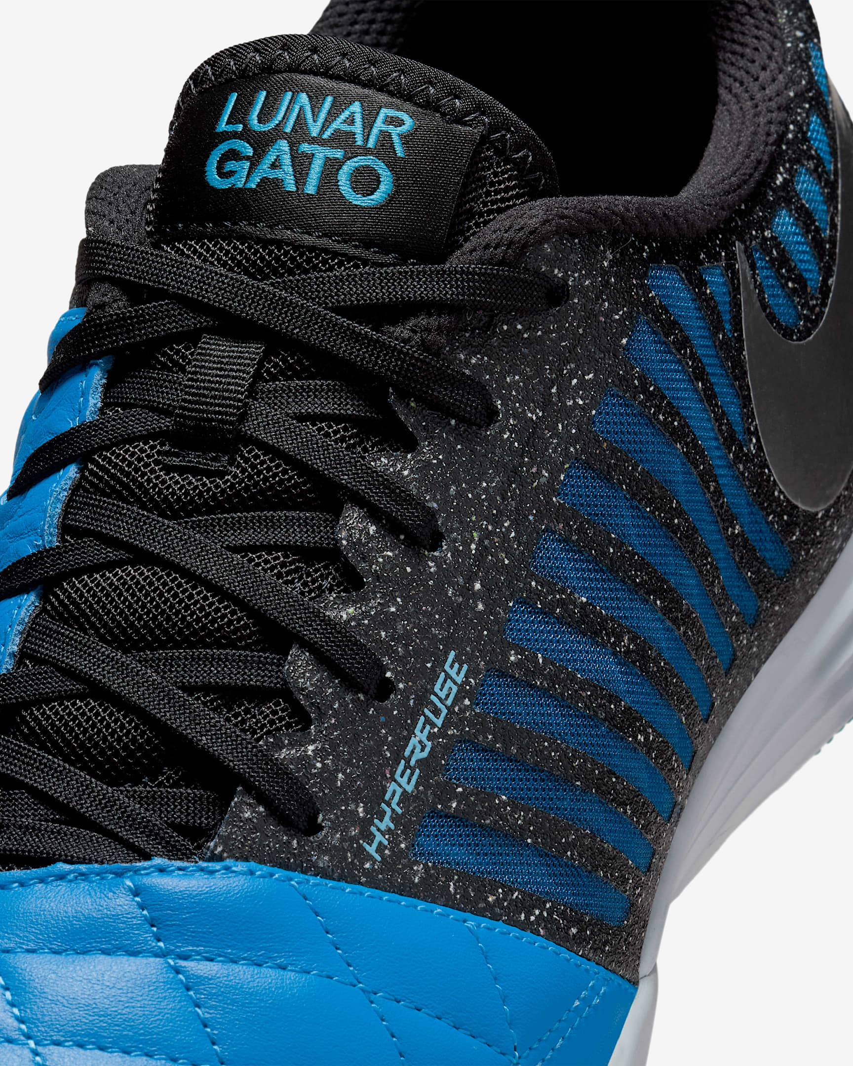 کفش ورزشی زنانه Nike Lunargato II برند Nike (نایک)