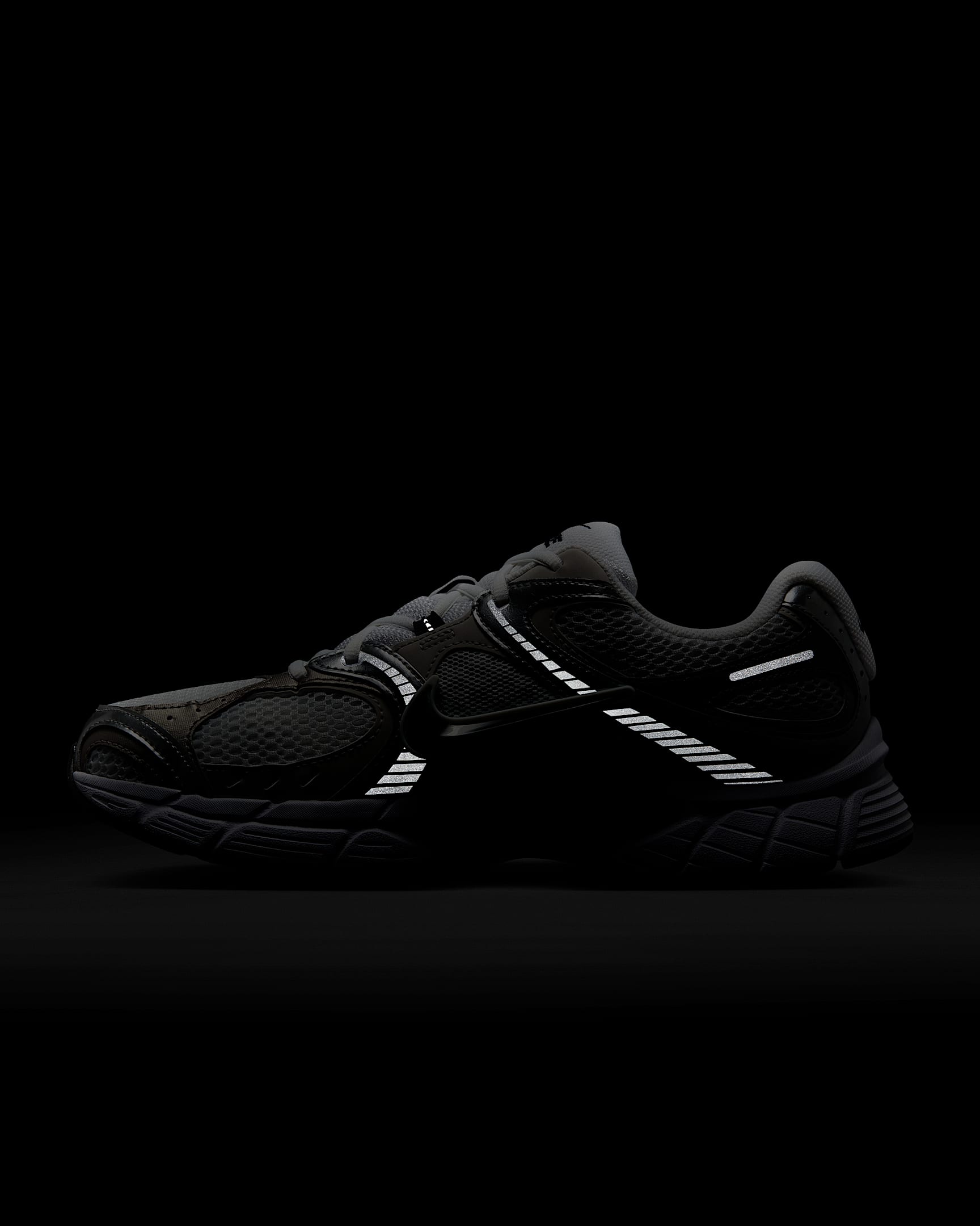 کتونی روزمره کفش مردانه Nike V5 RNR برند Nike (نایک)