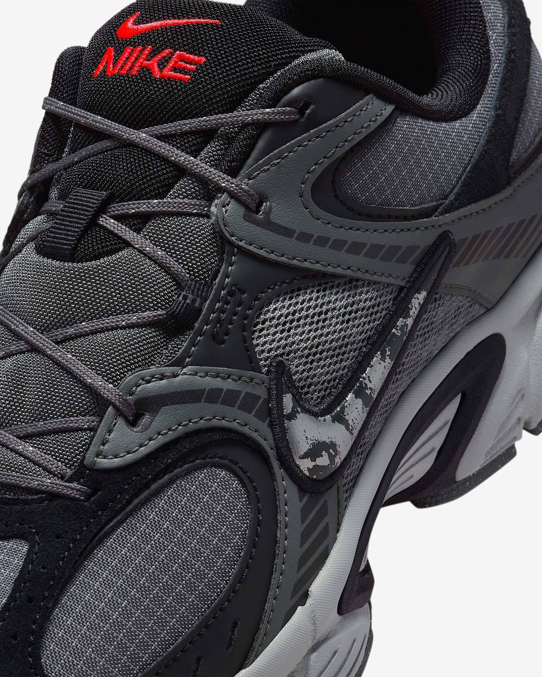 کتونی روزمره کفش مردانه Nike V5 RNR SE برند Nike (نایک)