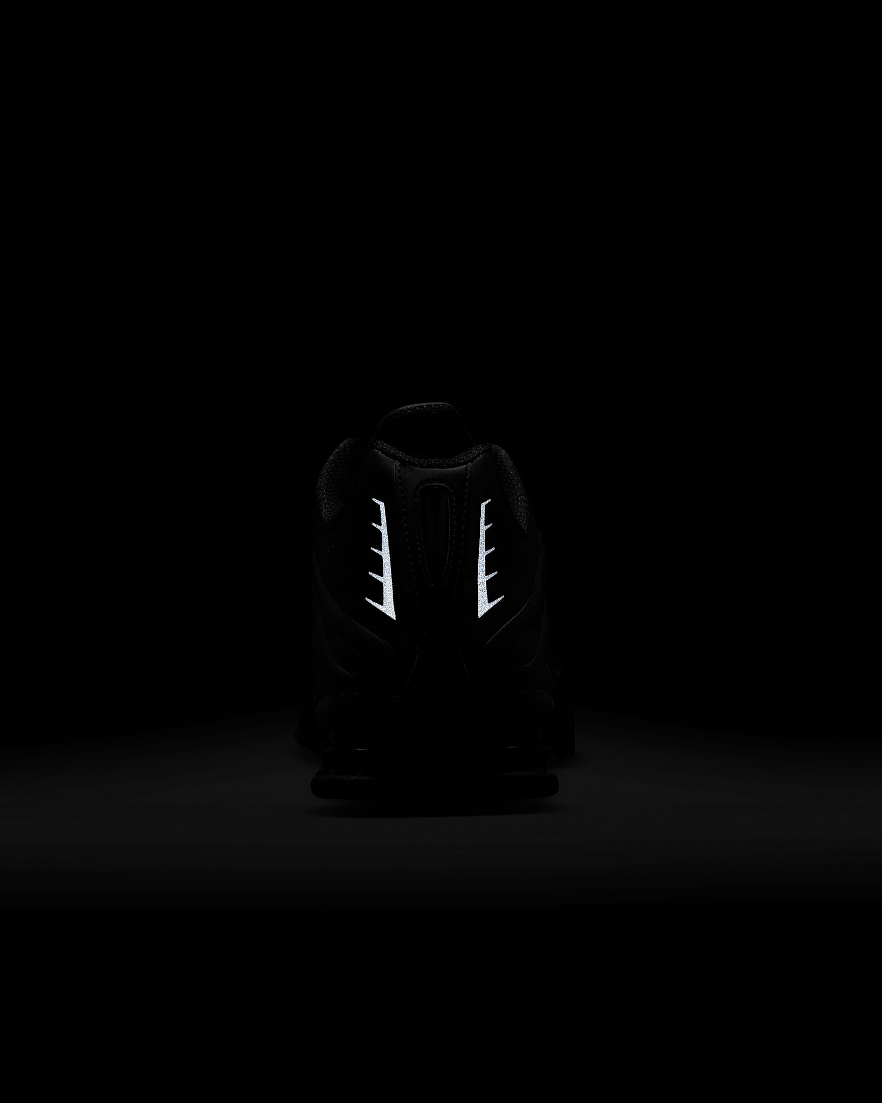 کتونی روزمره کفش مردانه Nike Shox R4 برند Nike (نایک)