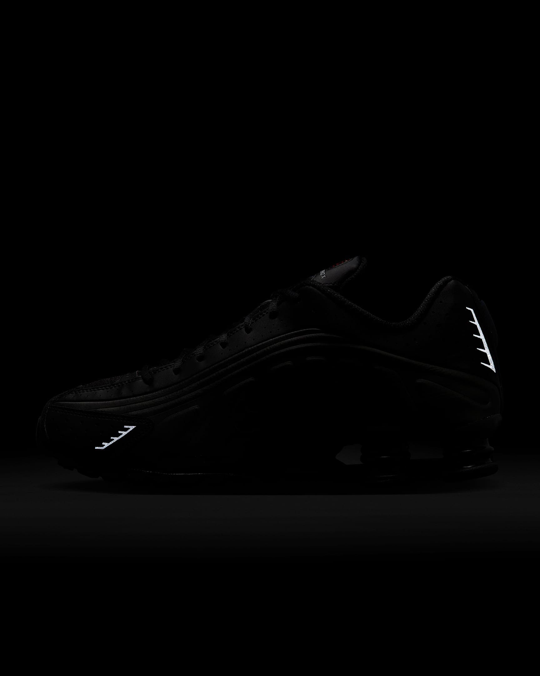 کتونی روزمره کفش مردانه Nike Shox R4 برند Nike (نایک)
