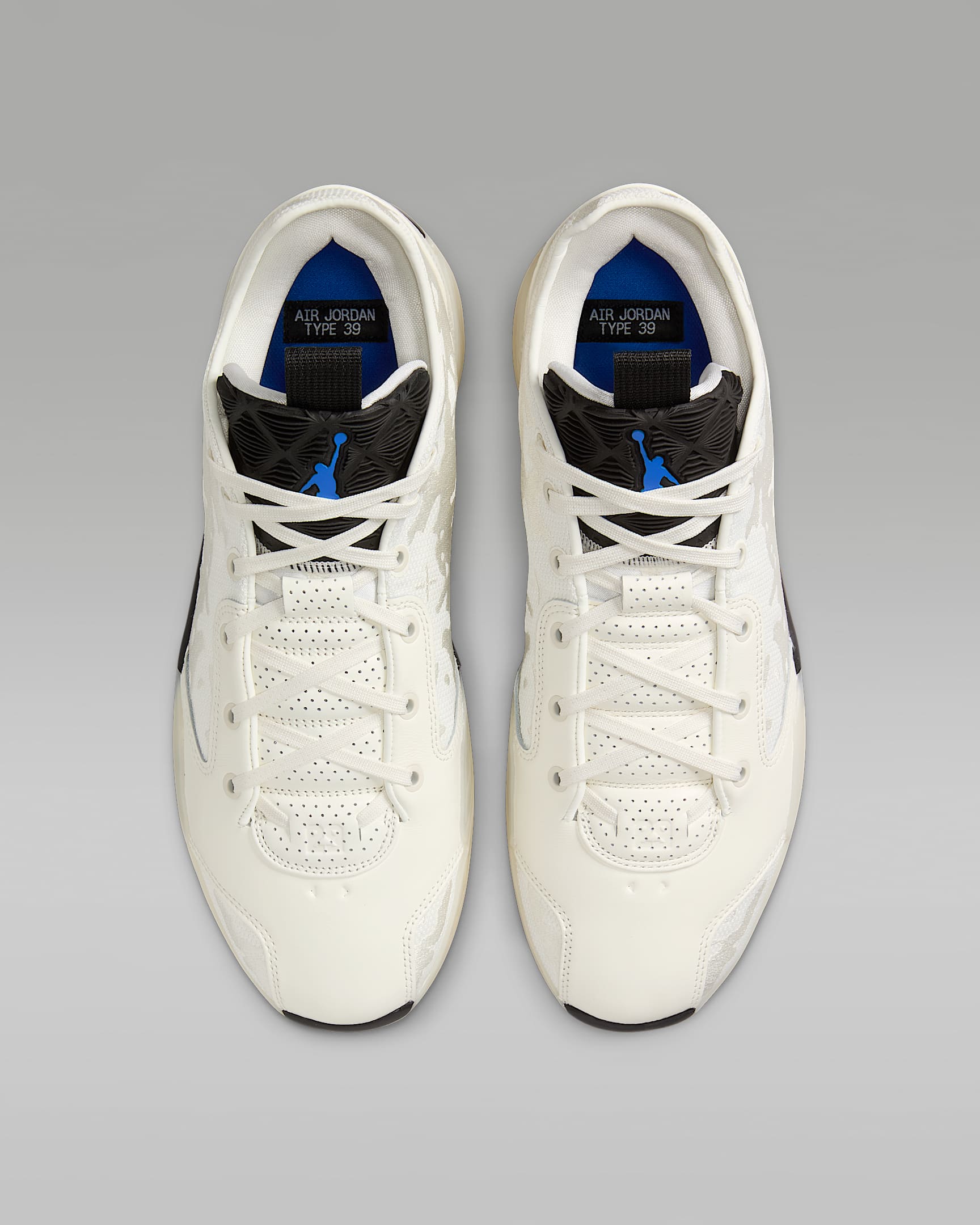 کفش ورزشی کفش مردانه Air Jordan XXXIX برند Nike (نایک)