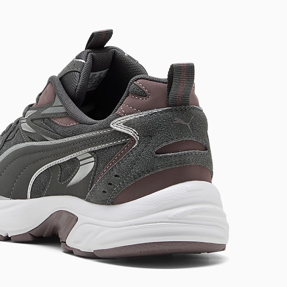 خاکستری تاریک