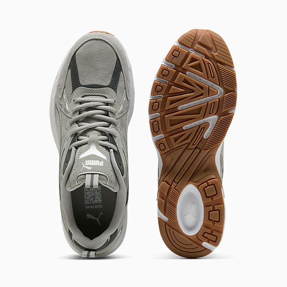 خاکستری نقره‌ای خاکستری